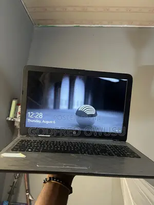 Laptop HP 8GB HDD+SSD 512GB