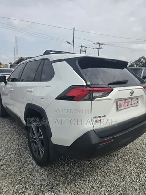 Toyota RAV4 XLE Premium AWD 2020 White