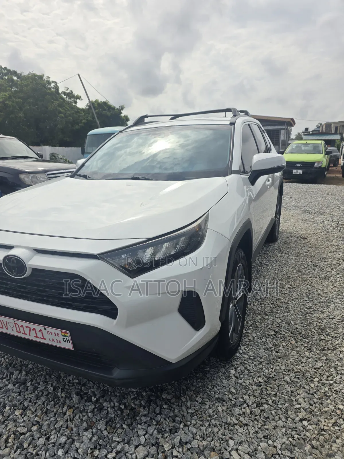 Toyota RAV4 XLE Premium AWD 2020 White