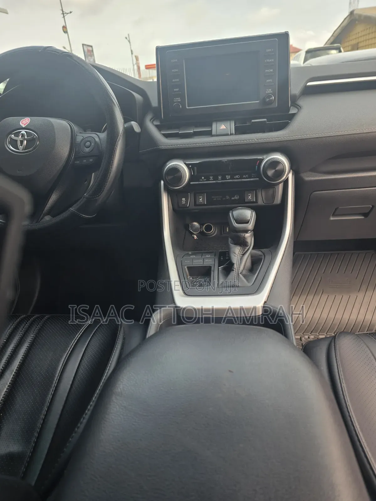 Toyota RAV4 XLE Premium AWD 2020 White