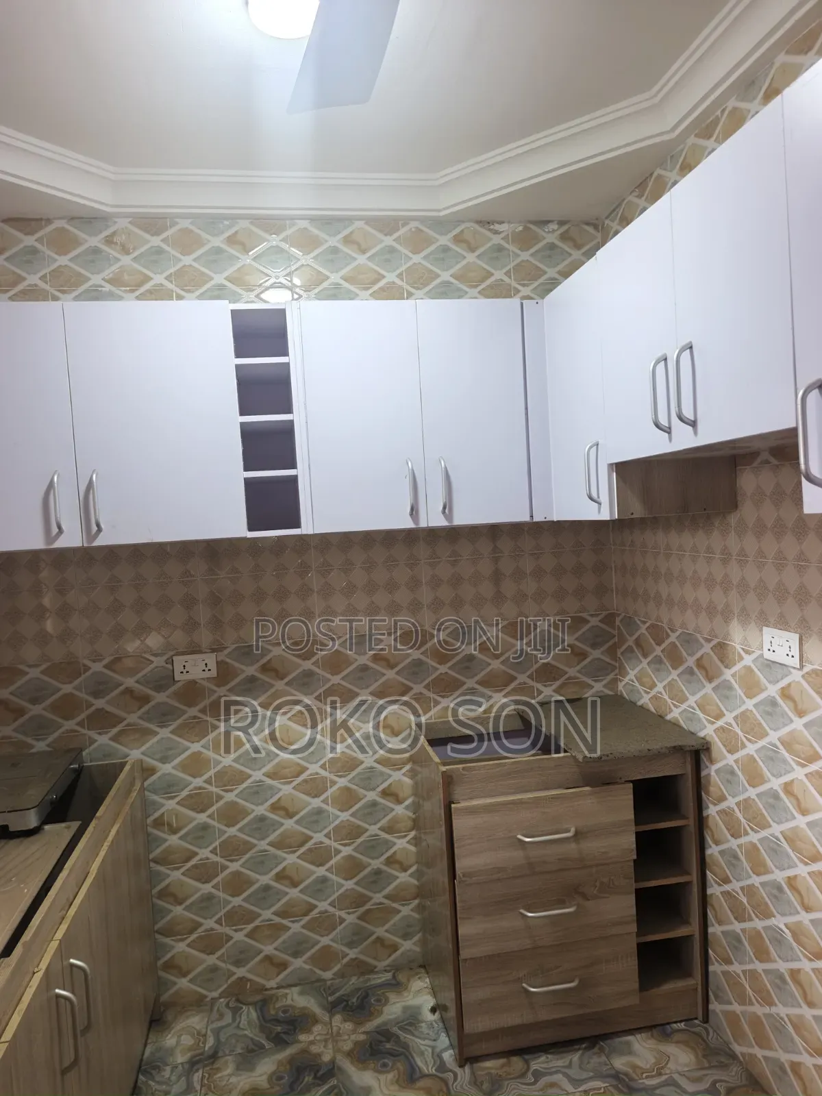 2bdrm Apartment in Dr Roko, Fan Milk for rent