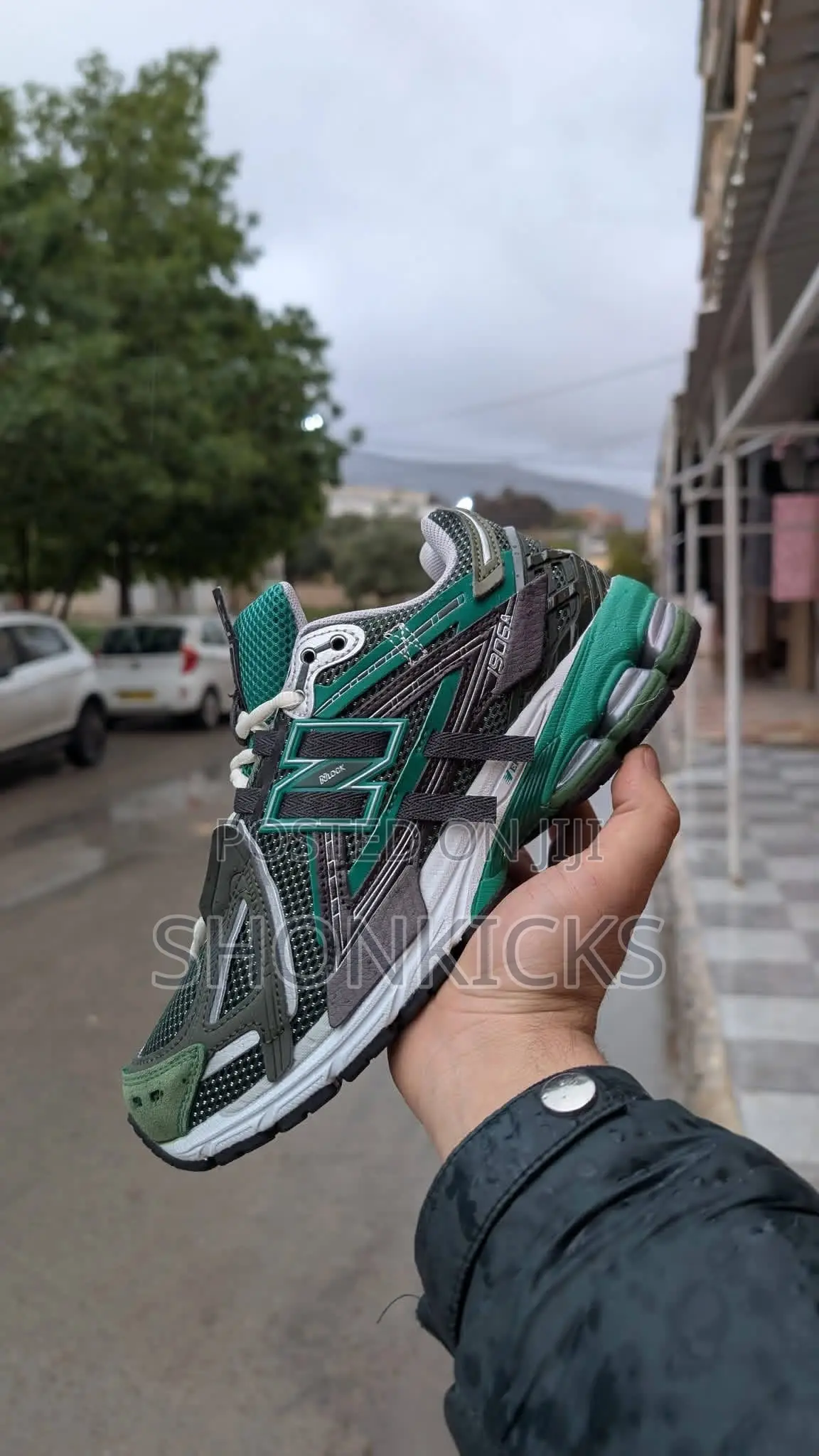 New Balance 1906A