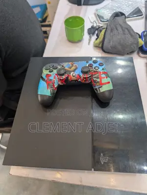 Original PS4 Standard