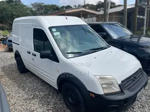 Ford Transit Crew Van 150 Low Roof Van AWD w/130" WB 2023 White