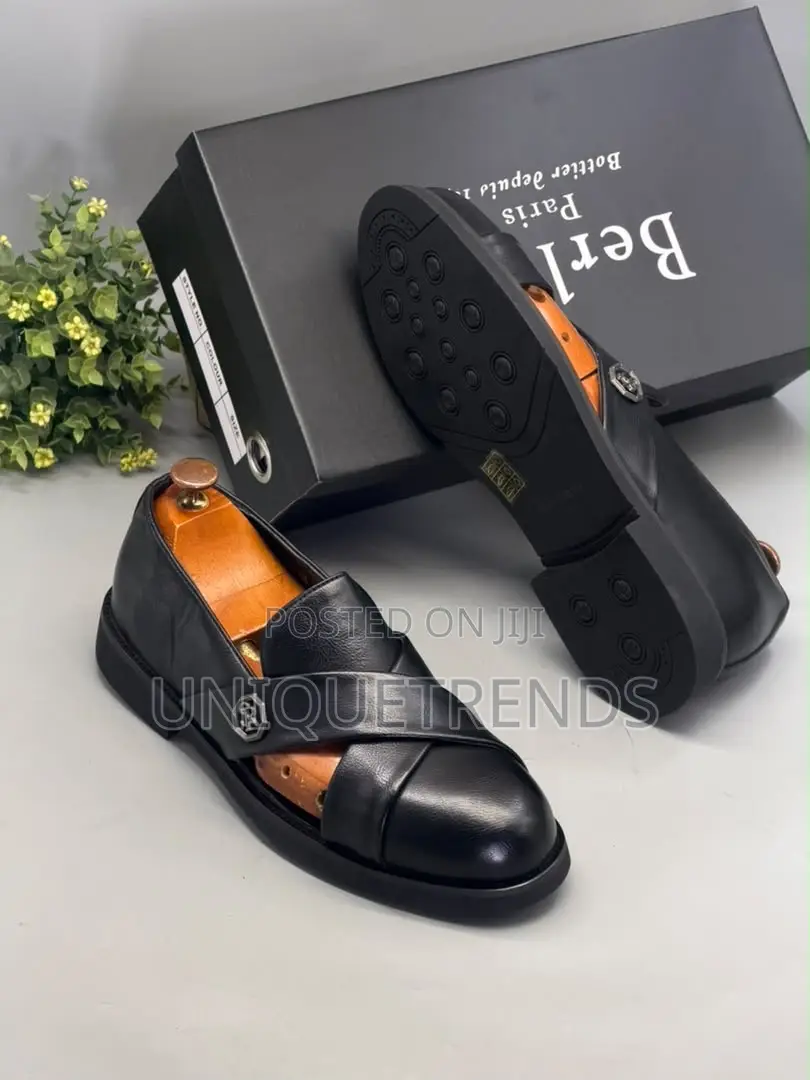 Luxury Executive Berluti Men's Cross-Leather Sandals- Black