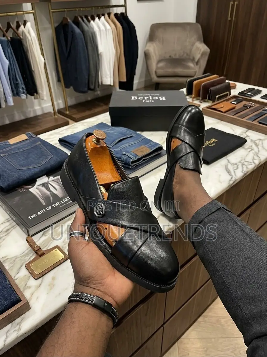 Luxury Executive Berluti Men's Cross-Leather Sandals- Black