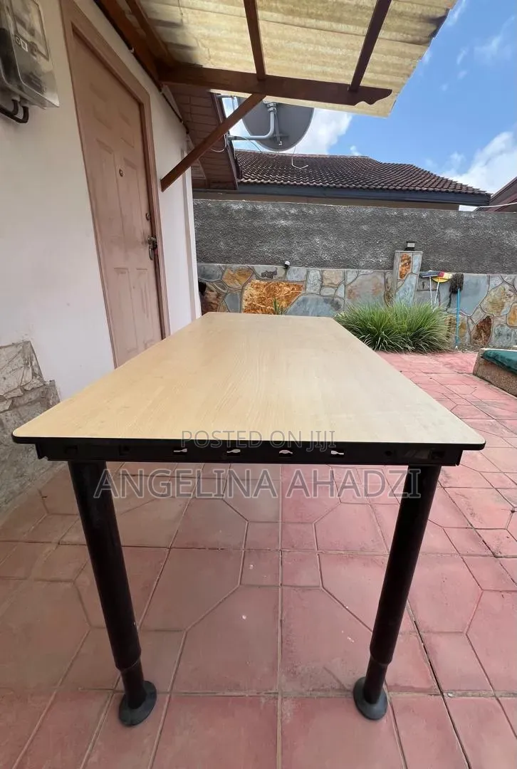 Solid Home Used Office Desks for Quick Sale