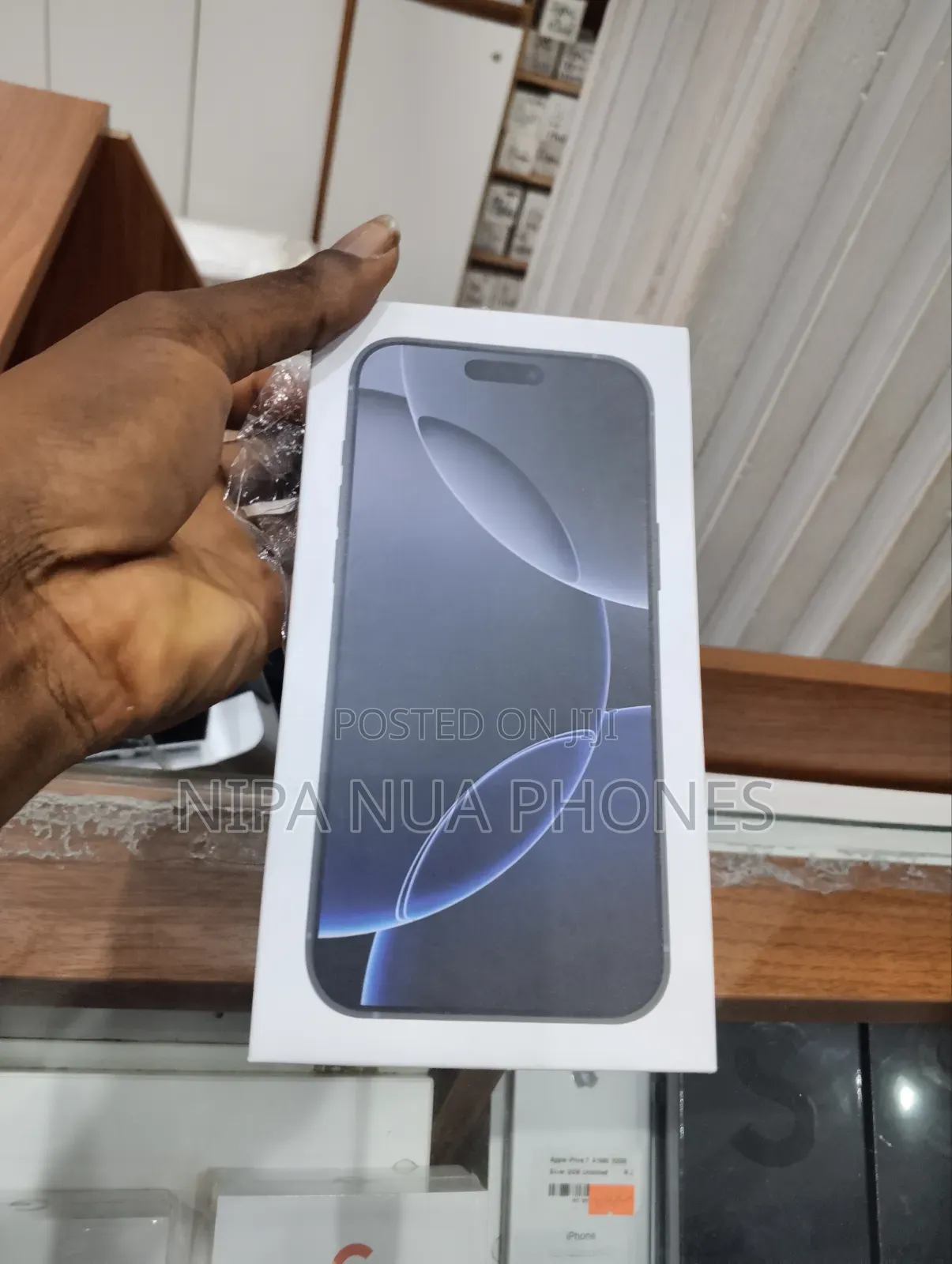 New Apple iPhone 15 Pro Max 256 GB Gold