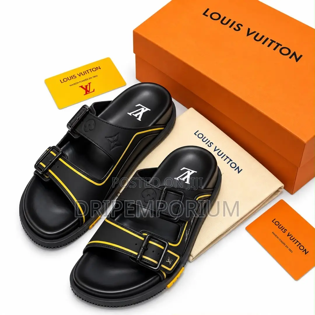 Lv Double Buckle