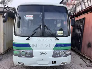 Hyundai Aero Town 2016