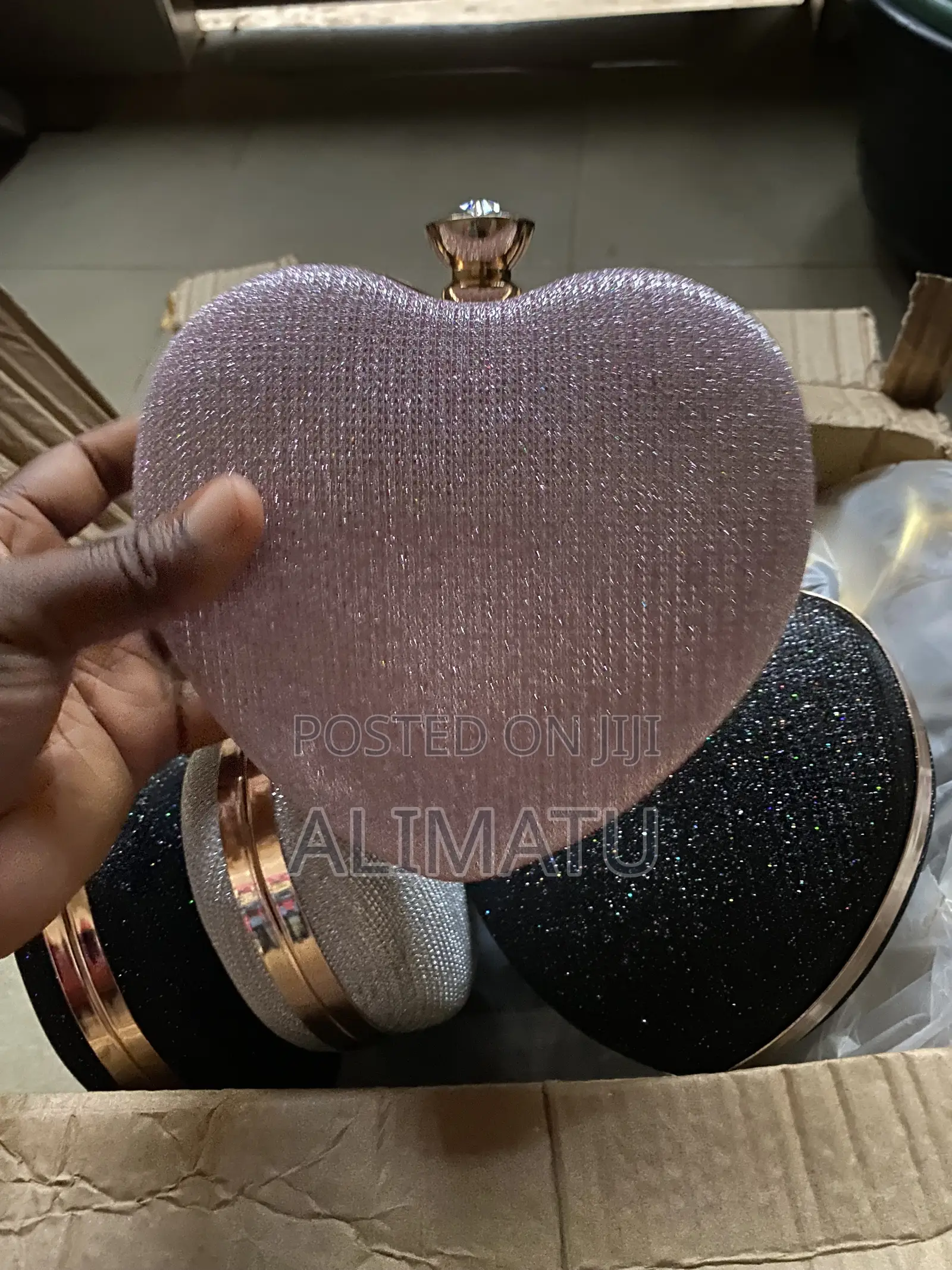 Love Clutch