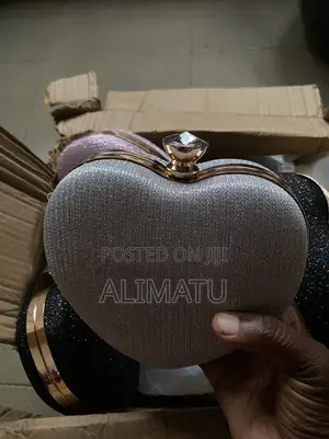 Love Clutch