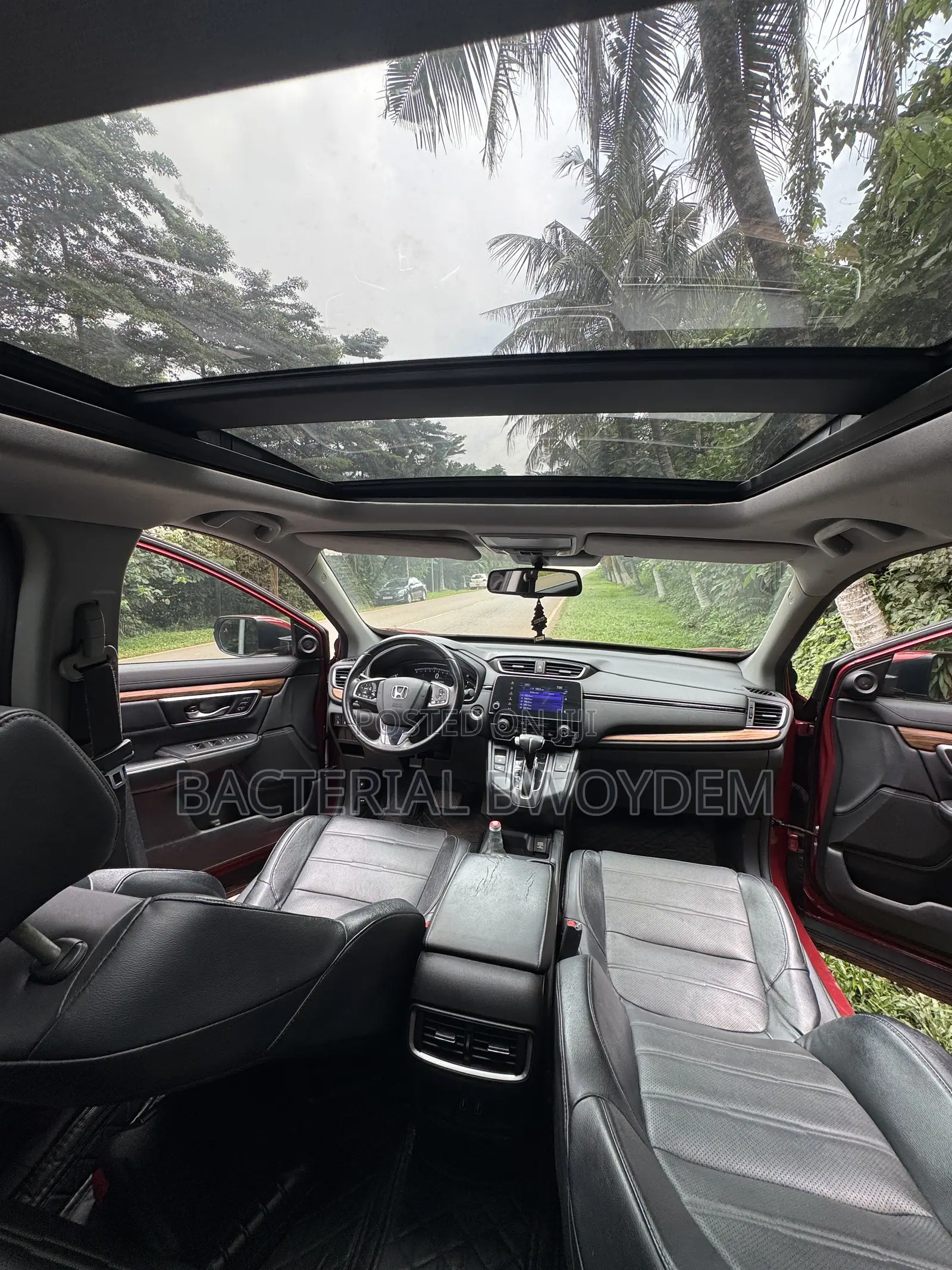 Honda CR-V Touring AWD 2018 Red
