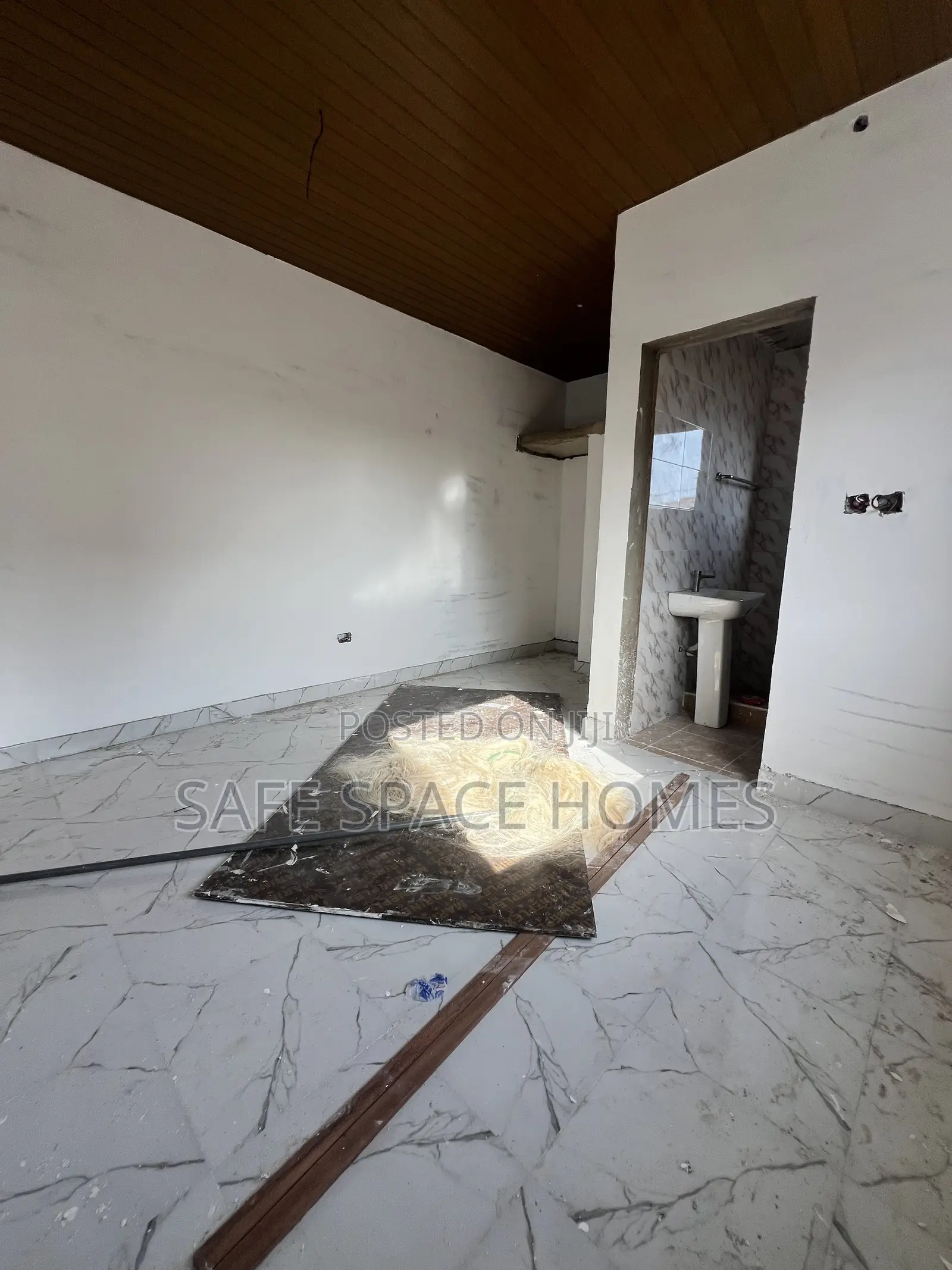 1bdrm Apartment in Tse Addo, Tseaddo for rent