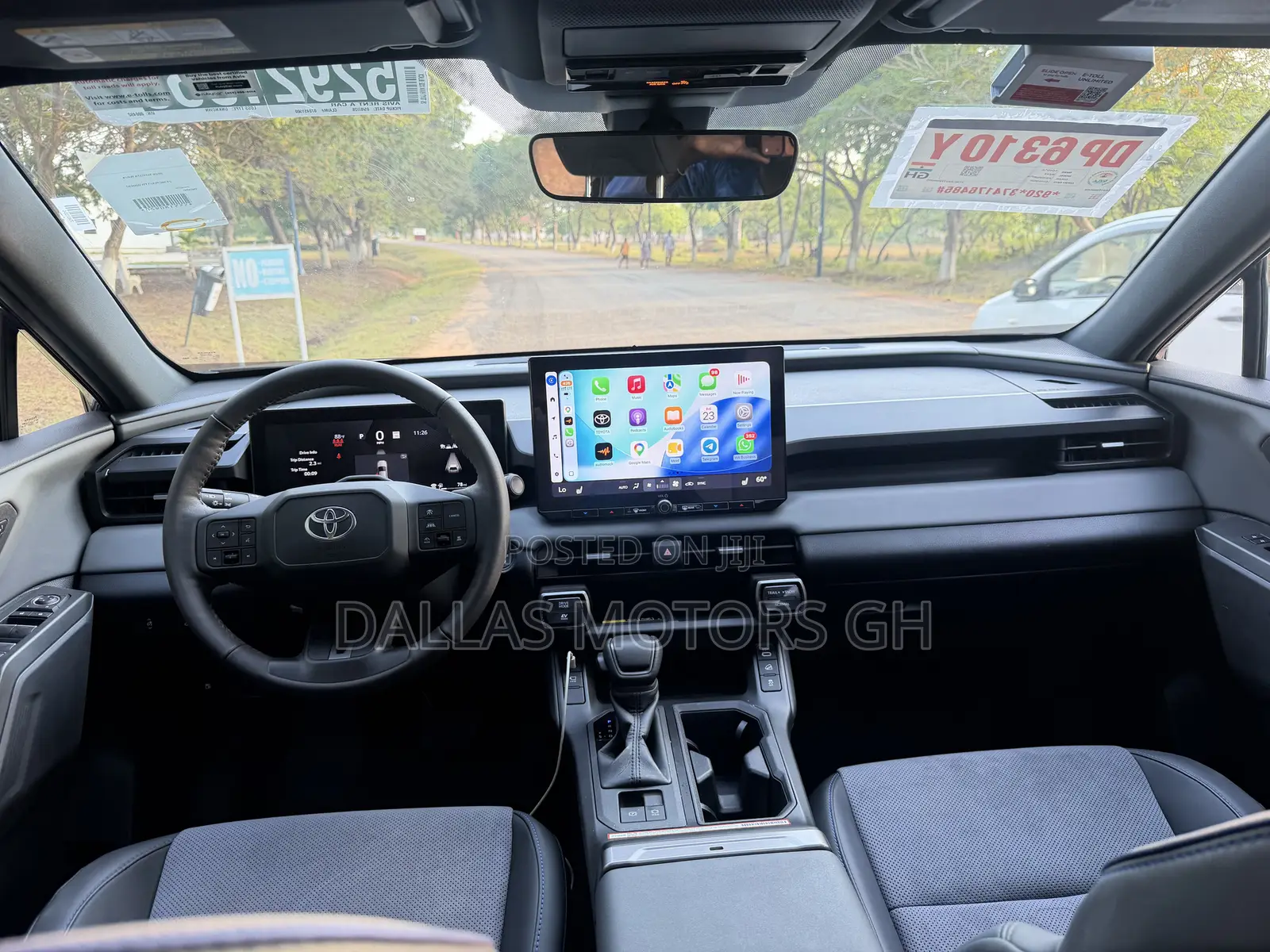 Toyota RAV4 XSE 2026 Black