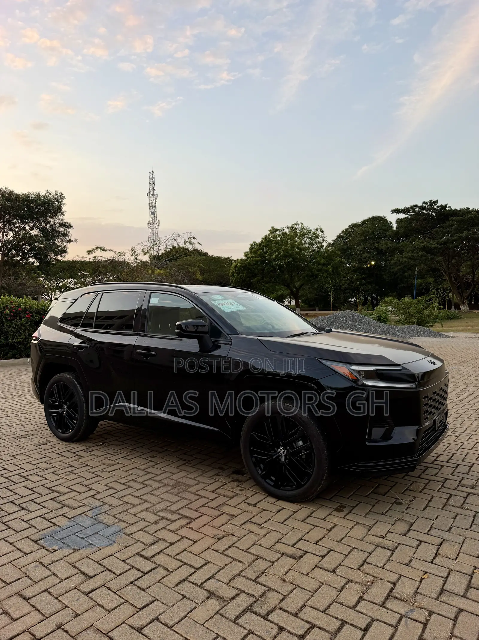 Toyota RAV4 XSE 2026 Black