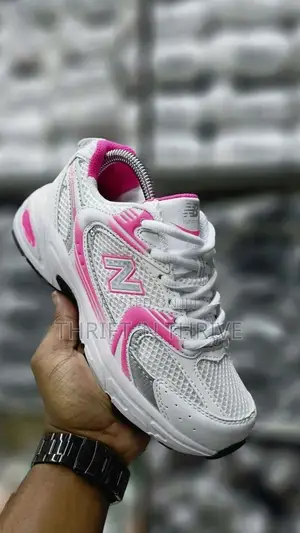 New Balance 530 Sneakers White and Pink