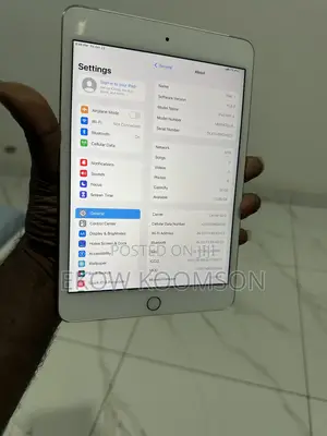 Apple iPad mini 4 32 GB Gold