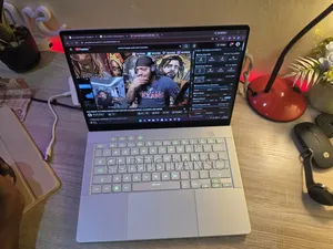 Laptop Asus ROG Zephyrus G14 16GB Nvidia SSD 1T