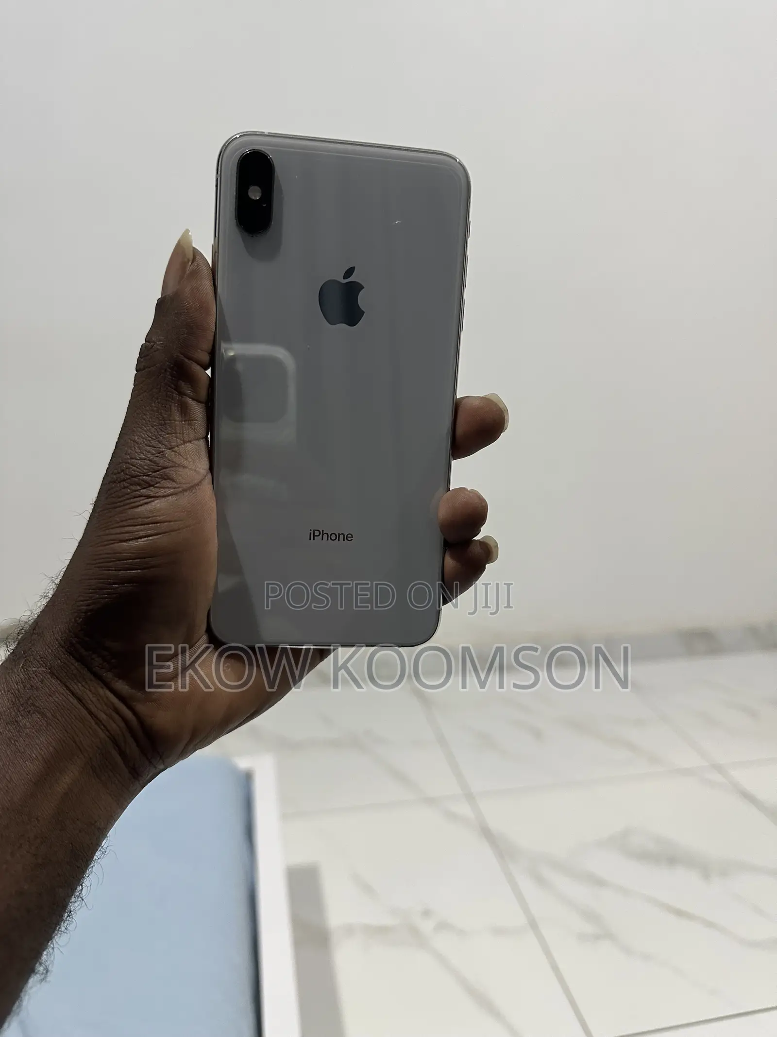 Apple iPhone XS Max 64 GB White