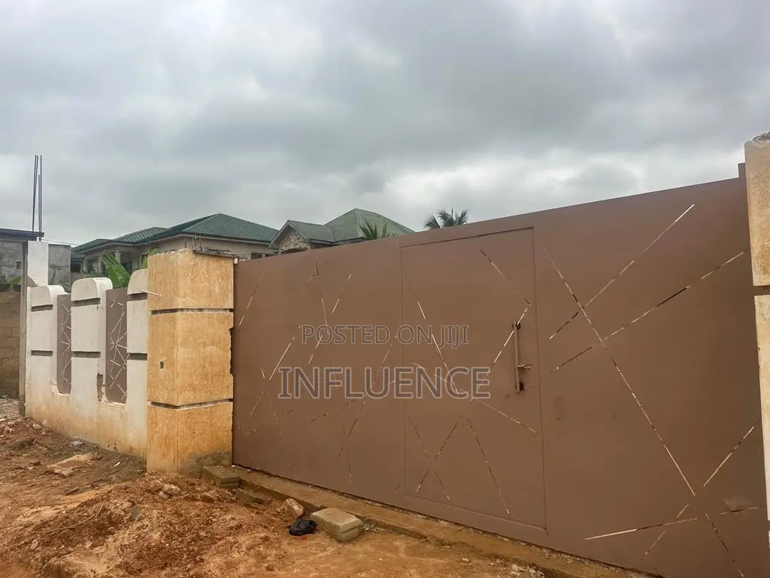 2bdrm House in Pokuase, East Legon for sale