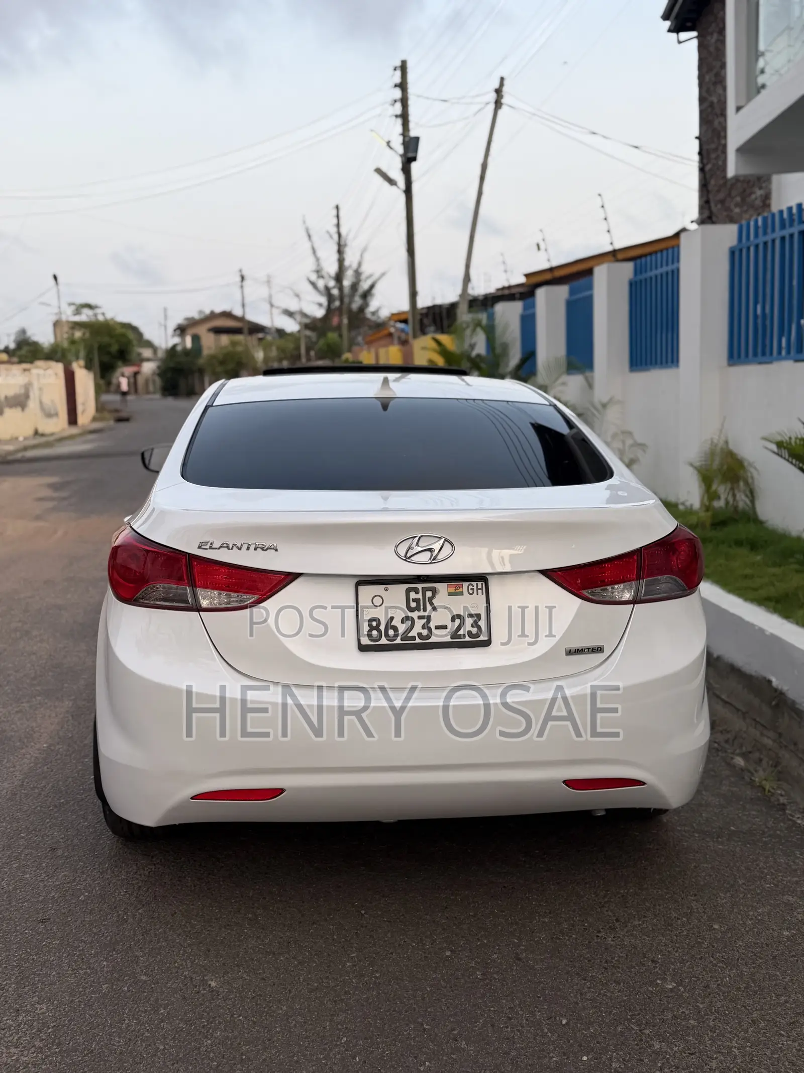 Hyundai Elantra Limited 4dr Sedan (1.8L 4cyl 6A) 2014 White