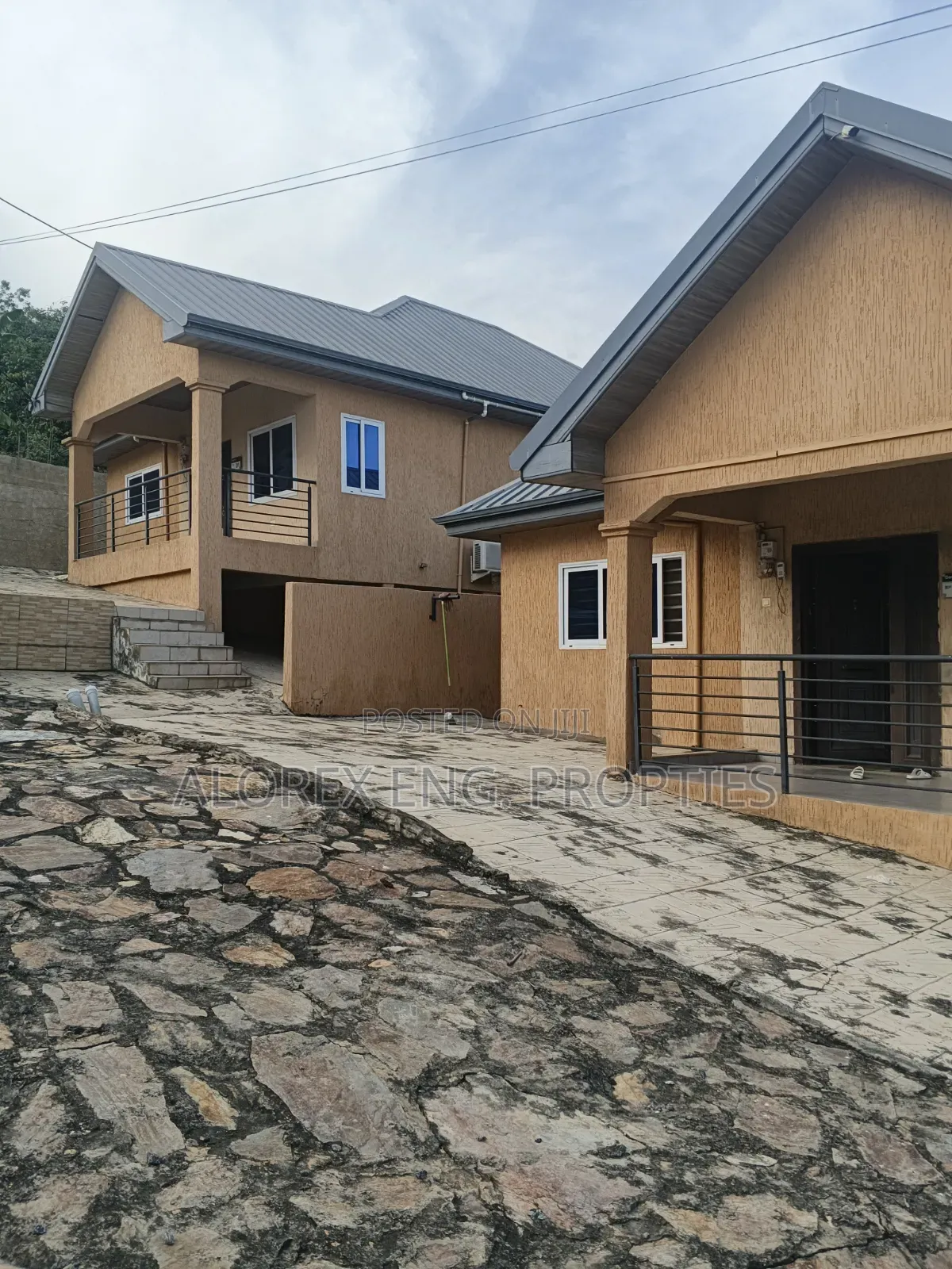 2bdrm House in Oyarifa, Ghana Flag for rent