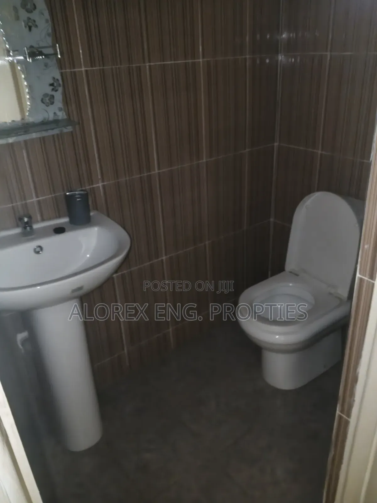 Furnished 2bdrm House in Oyarifa, Ghana Flag for rent