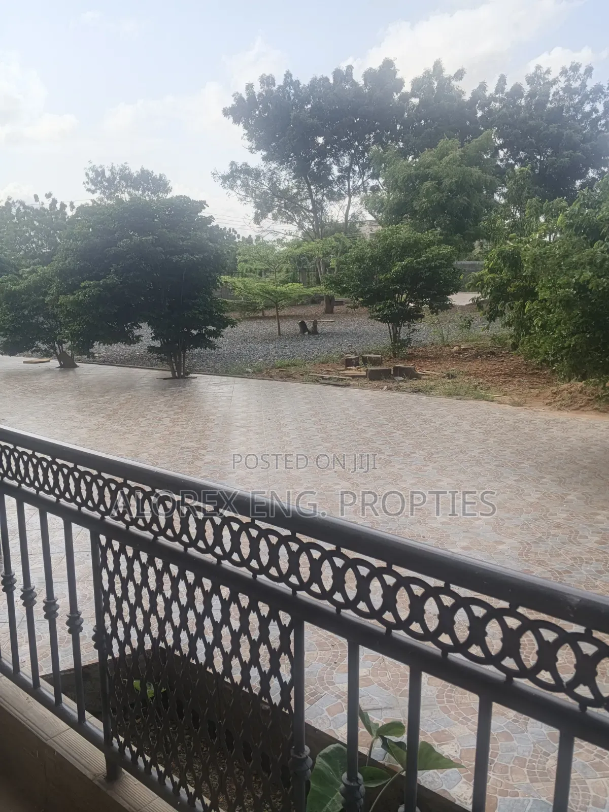 1bdrm Apartment in Oyibi Pillar 2, Sasaabi for rent