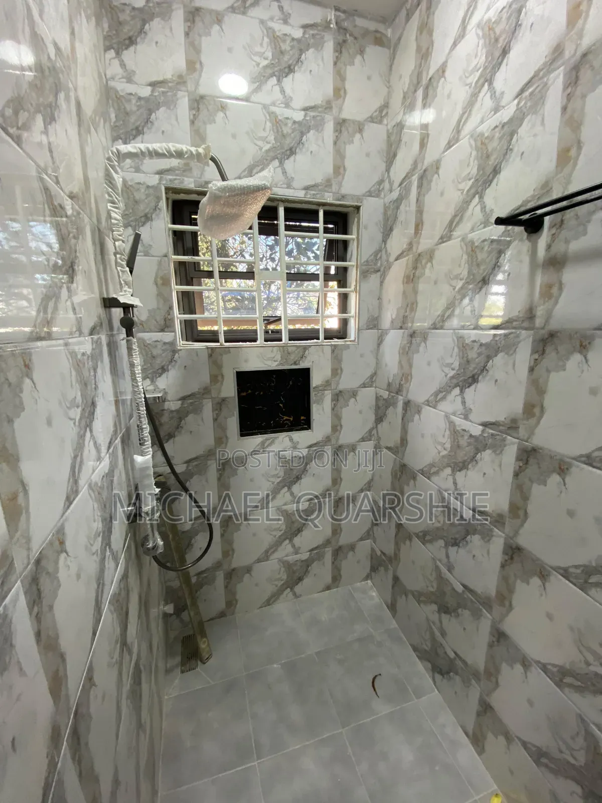 1bdrm Apartment in West Home, Olebu for rent