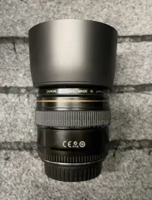 Canon 85mm F1.8