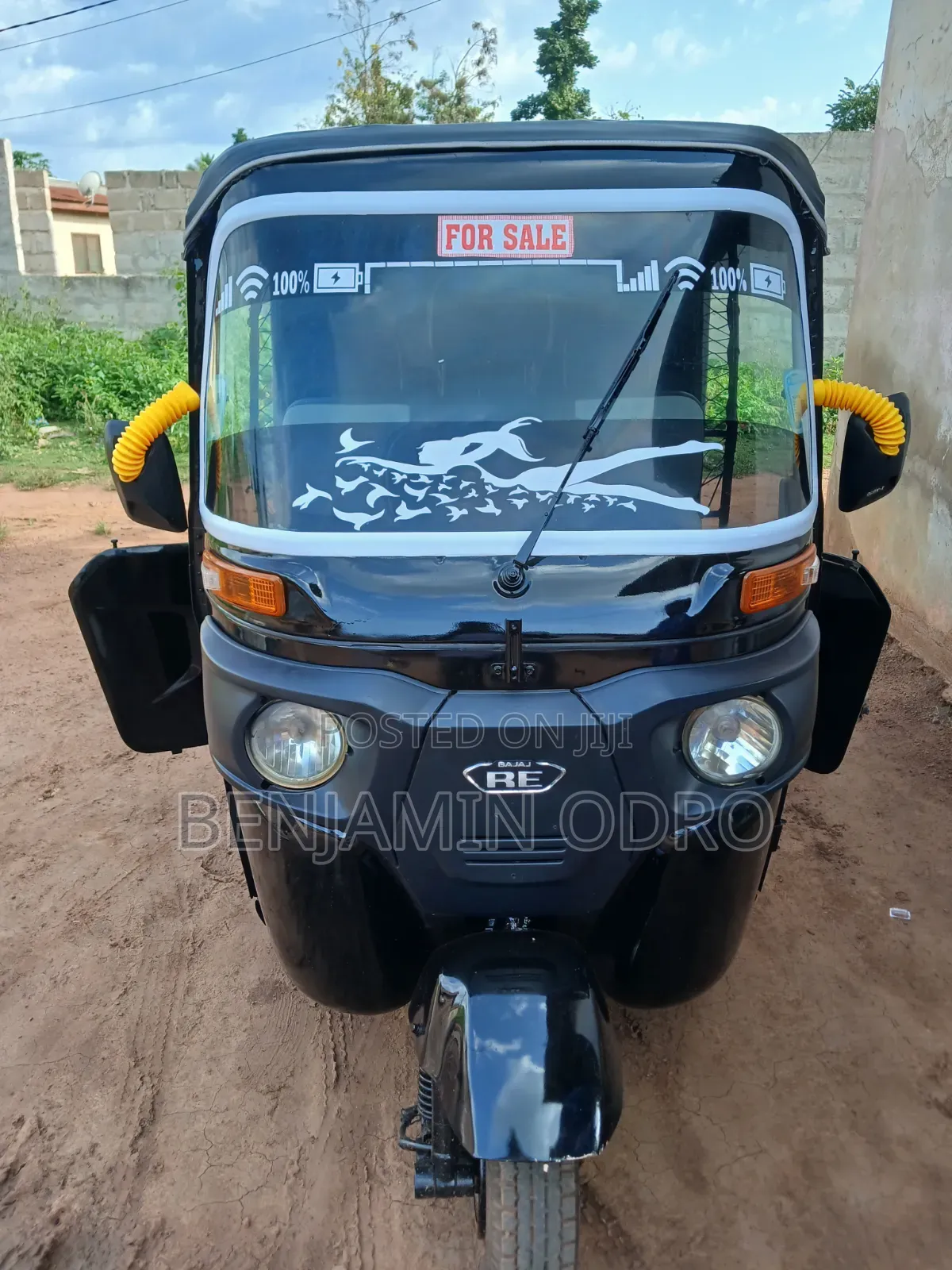 Bajaj RE 2025 Black