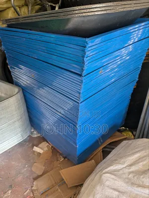 Heavy Duty Blue Wheelbarrow for Sale