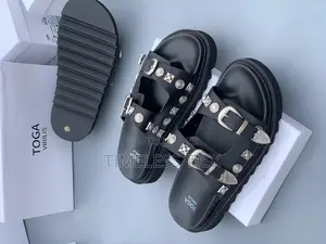 Toga Men Slippers
