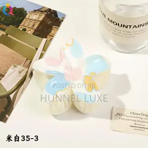 Flower Printed Claw Clips