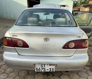 Toyota Corolla 2000 Gray