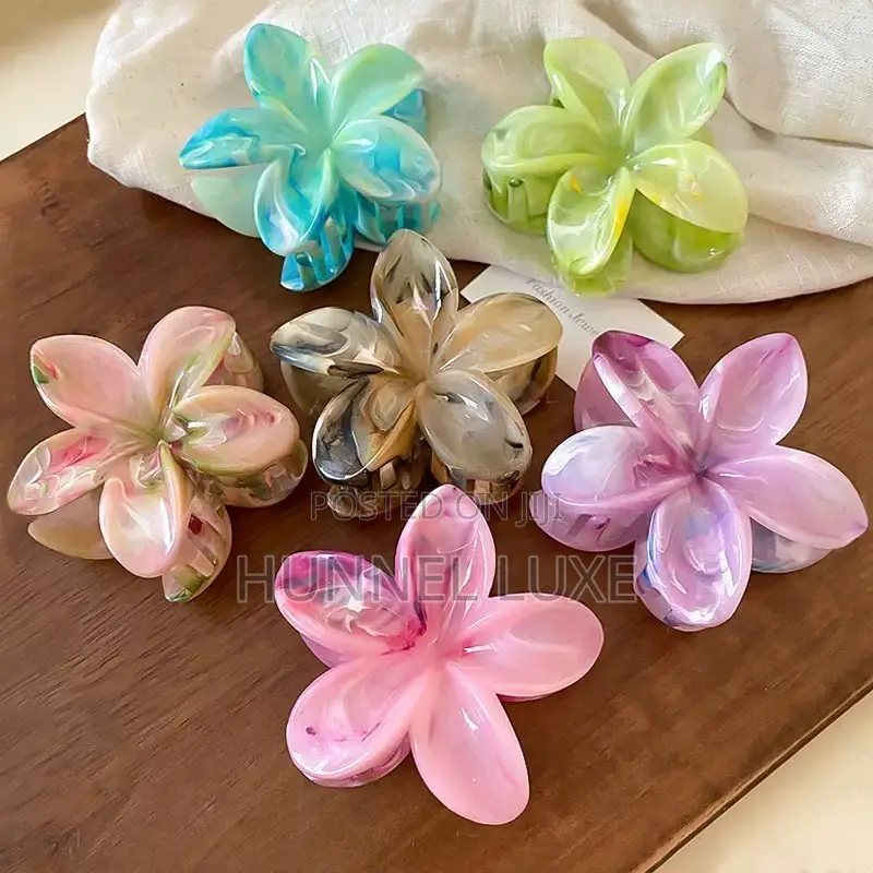 Marble Design Hawaiian Plumeria Flower Claw Clip