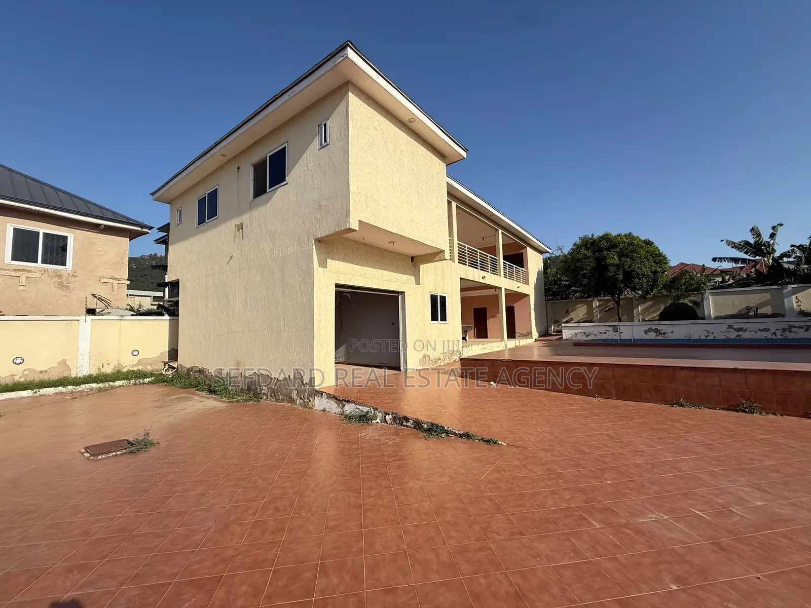 5bdrm House in Sefdard Properties, Pokuase for sale