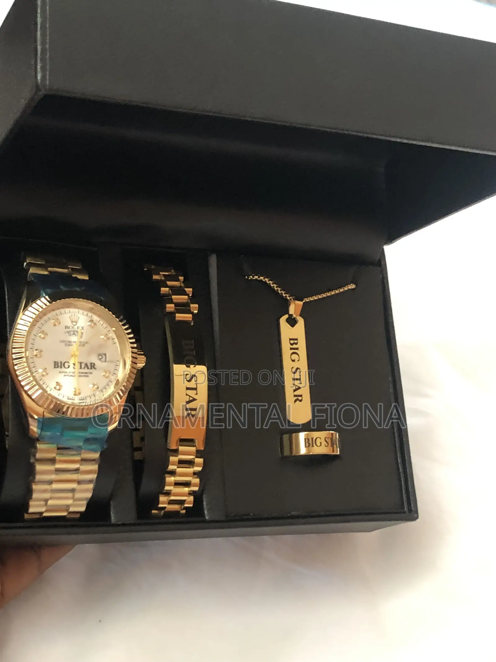 Customized Gold and Silver Jewelry