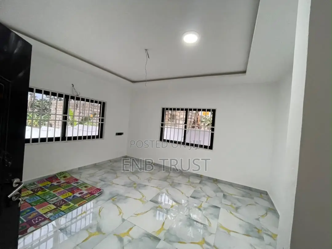 3bdrm House in Nsawam for sale
