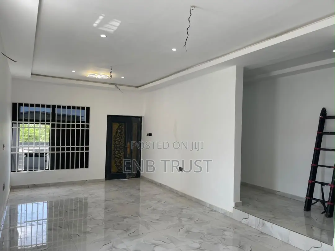 3bdrm House in Nsawam for sale