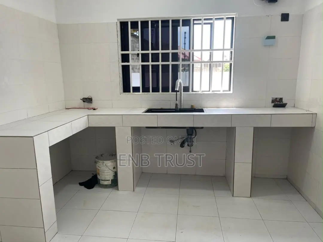 3bdrm House in Nsawam for sale