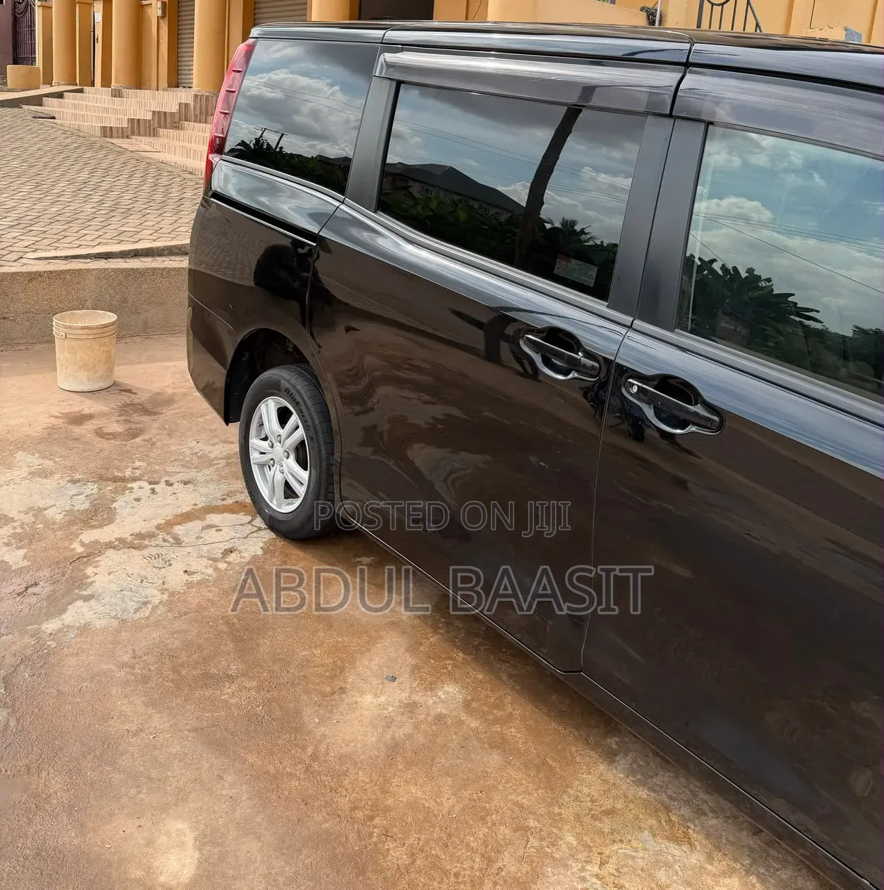 Toyota Voxy V 4WD 8-Seater 2016 Black
