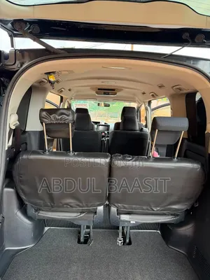 Toyota Voxy V 4WD 8-Seater 2016 Black
