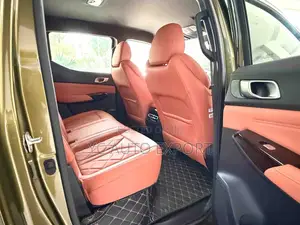 Changan Hunter Plus 2.0 Petrol 4x4 2025 Green