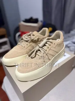 Talc Adidas X Fear of God Athletics 86 Lo