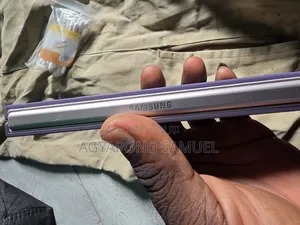 Samsung Galaxy Z Fold6 256 GB Gold