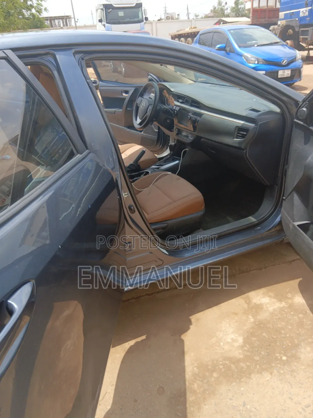 Toyota Corolla LE 4dr Sedan (1.8L 4cyl CVT) 2016 Gray