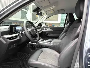 Changan Hunter Plus 2.0 Petrol 4x4 2025 Gray