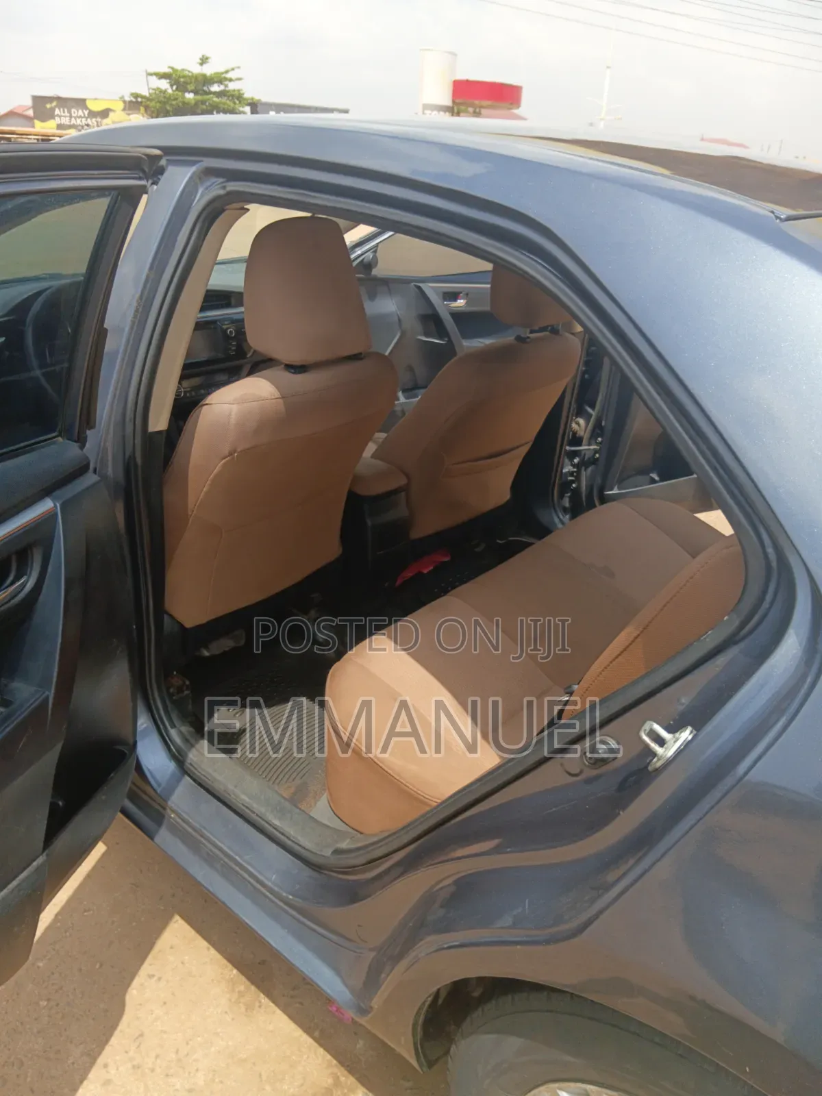 Toyota Corolla LE 4dr Sedan (1.8L 4cyl CVT) 2016 Gray